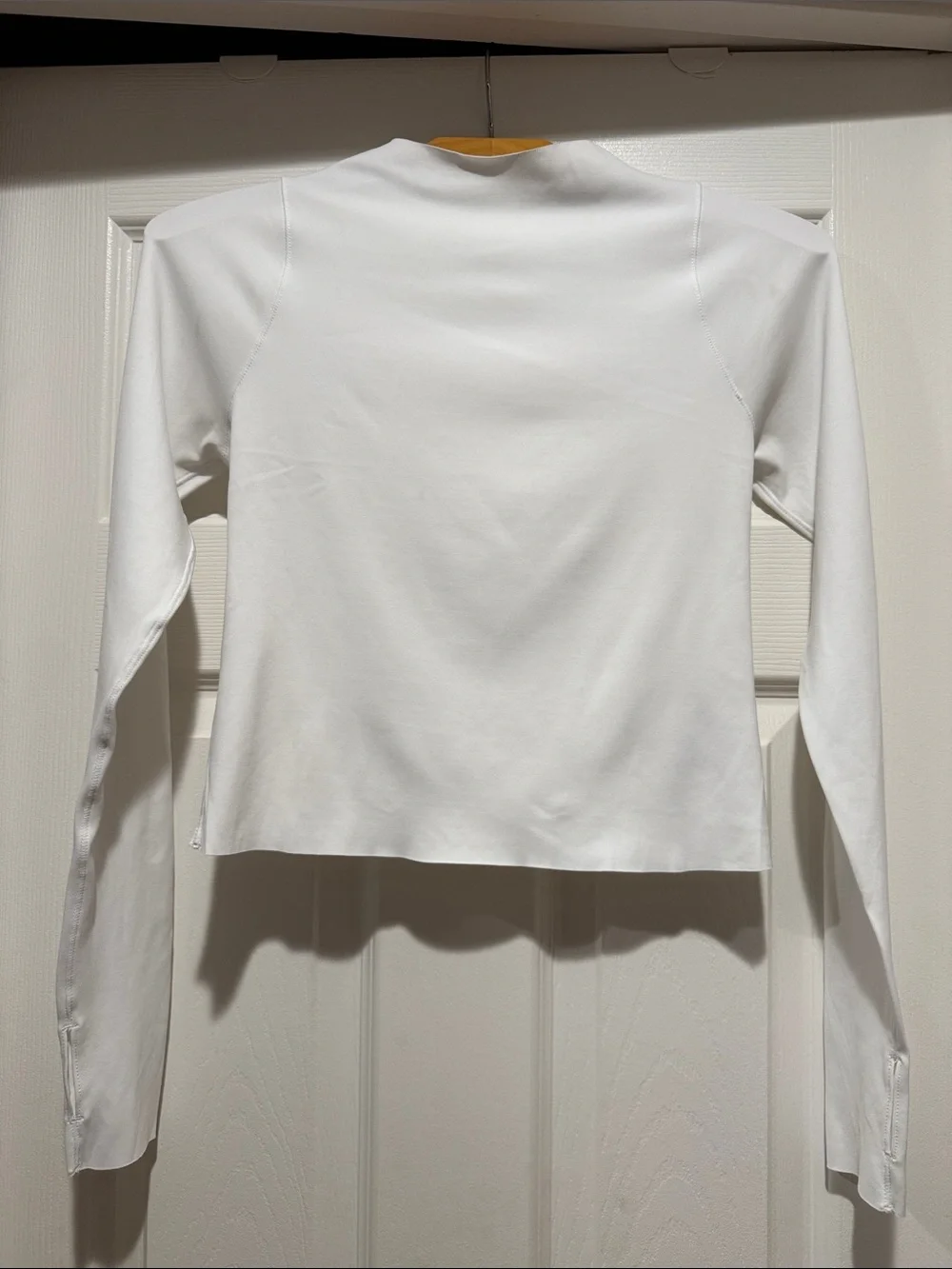 Nike Zenvy- Dri Fit Women's Long-Sleeve Crew Neck Top in White
